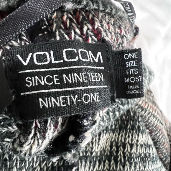 Volcom Head Honcho Poncho. - Picture 11 of 11
